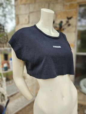 Gymshark Fitness Workout Cut Off Tank Top Size M